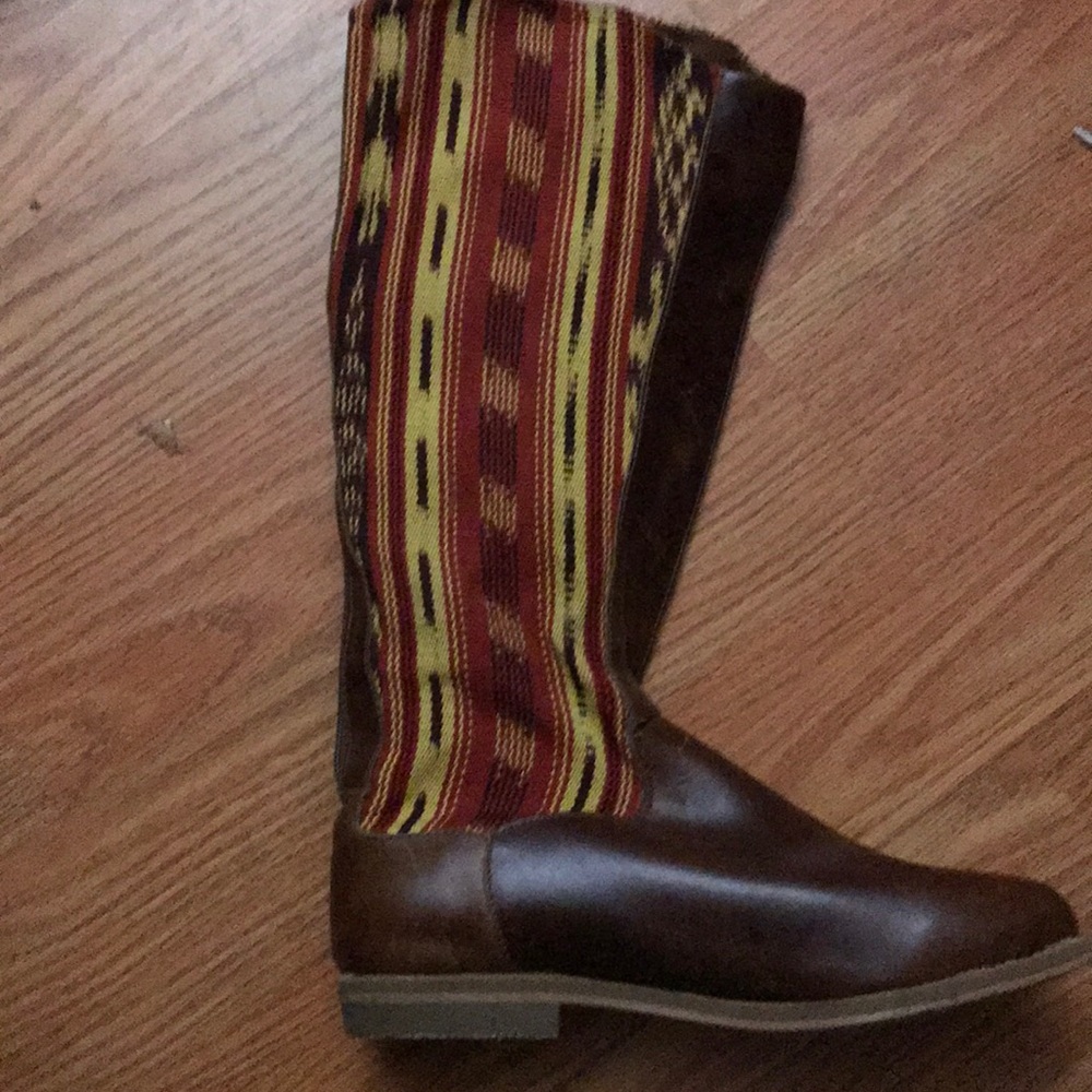 New Reef Boots 8.5